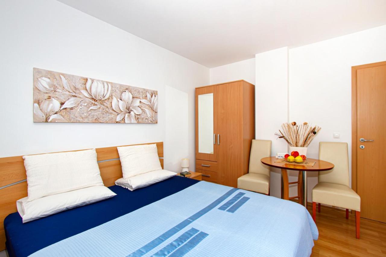 Villa Bianca Trogir Buitenkant foto