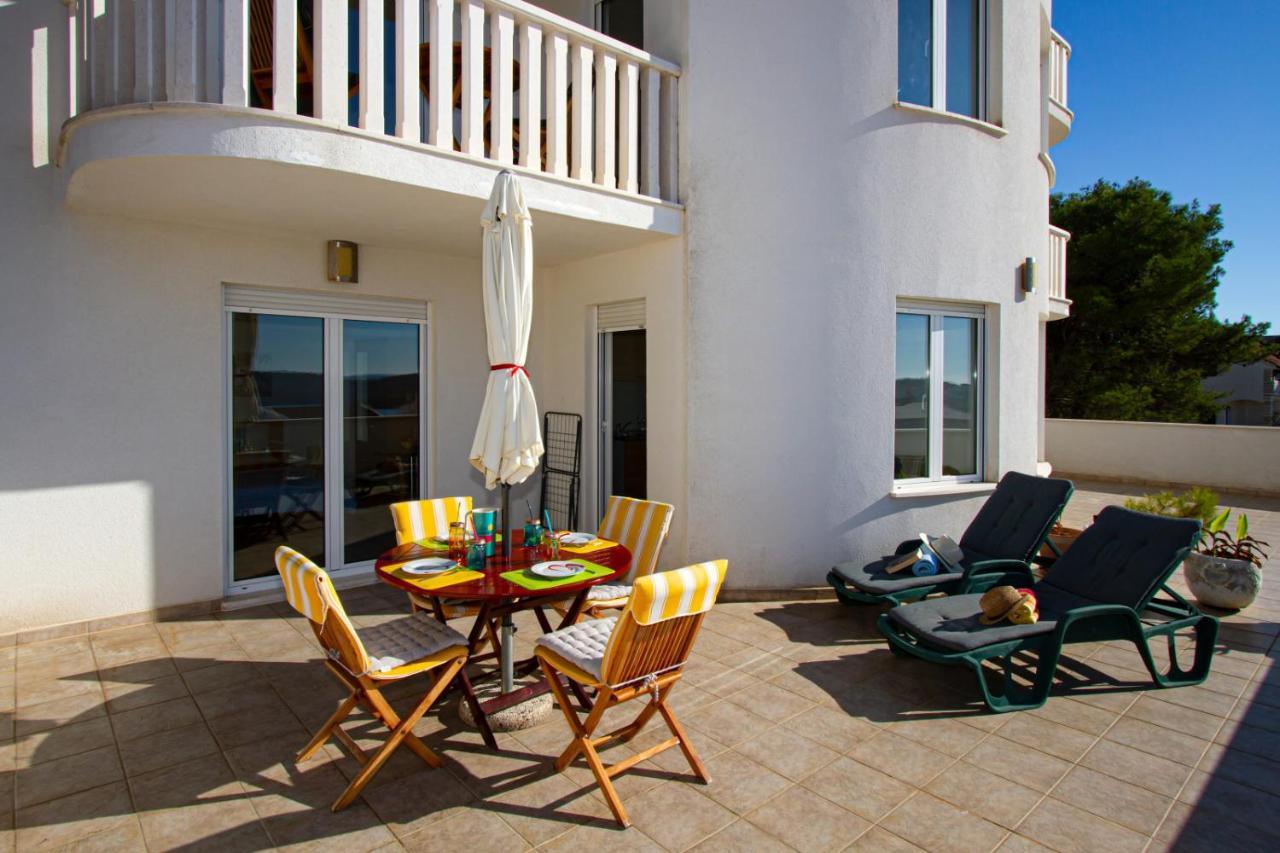 Villa Bianca Trogir Buitenkant foto