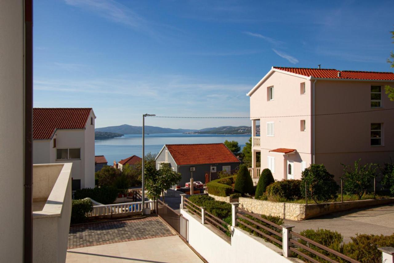 Villa Bianca Trogir Buitenkant foto