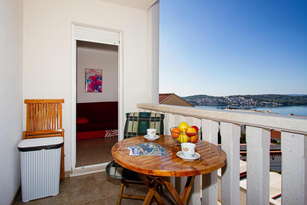 Villa Bianca Trogir Buitenkant foto