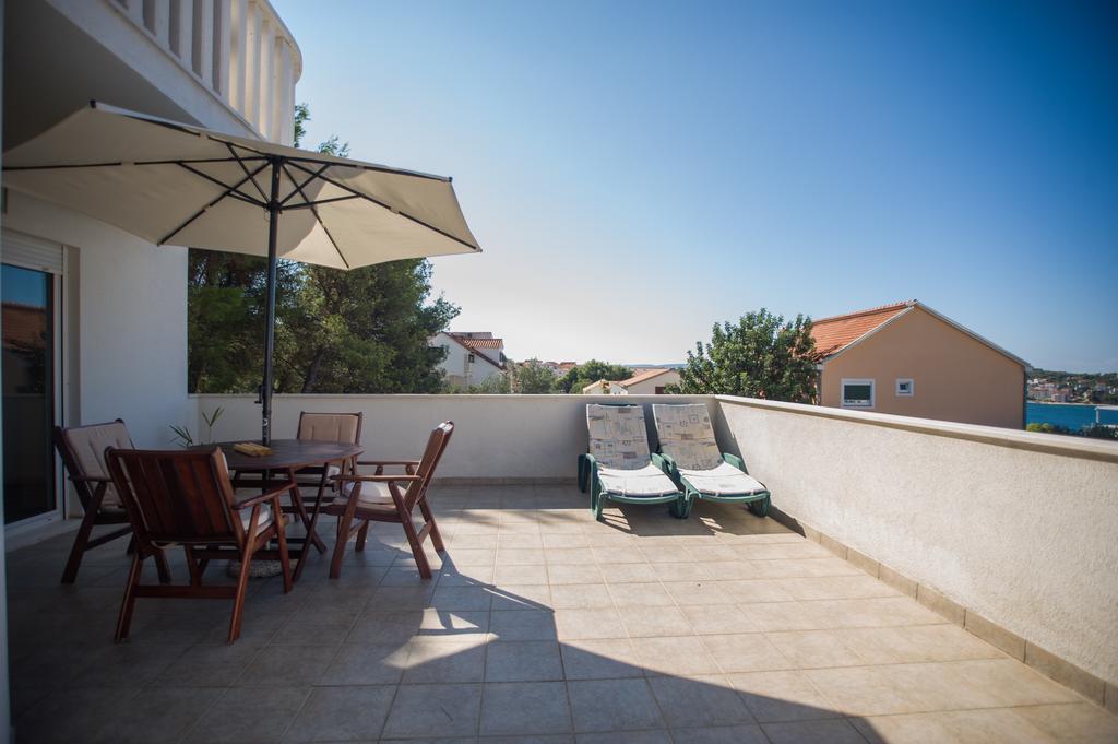Villa Bianca Trogir Buitenkant foto