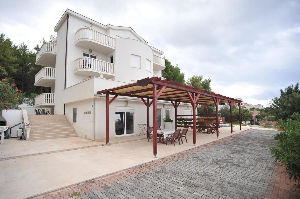 Villa Bianca Trogir Buitenkant foto