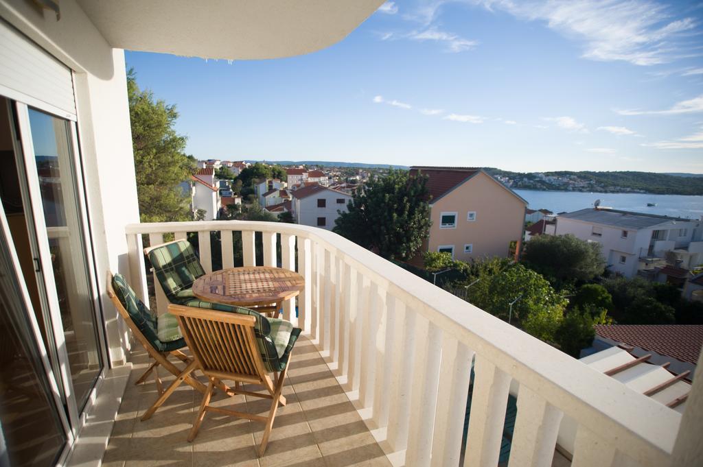 Villa Bianca Trogir Buitenkant foto